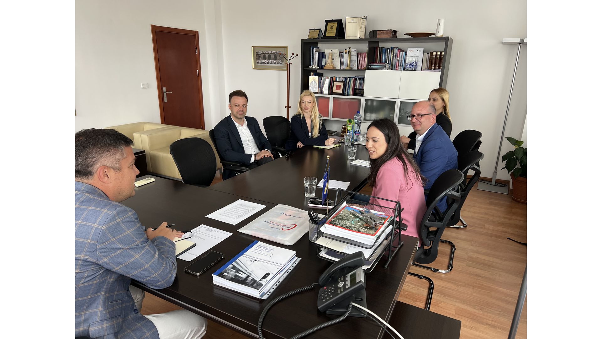 ОДРЖАН САСТАНАК У ИНЖЕЊЕРСКОЈ КОМОРИ СРБИЈЕ О РАЗВОЈУ ПЛАТФОРМЕ ЗА КОНТИНУИРАНУ ЕДУКАЦИЈУ У ОКВИРУ RECONOMY ПРОЈЕКТА